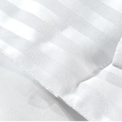 KARYTEX - Plumon Hotelero Saten A Rayas Color Blanco Cama Doble