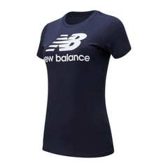 NEW BALANCE - Camiseta Essentials Stacked Para Mujer-Azul