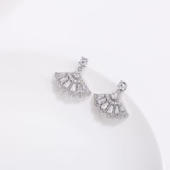 VERAMOREST - Aretes platinados Princesa