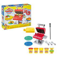 PLAY DOH - Kitchen Creations Super Barbacoa Play Doh, Incluye set Súper Barbacoa con almohadilla de tinta incorporada, pincho, molde tipo libro con forma de tabla de cortar, espátula, 2 platos, tenedor, cuchillo, 6 latas de Plastilinas. (A partir de 3 años)