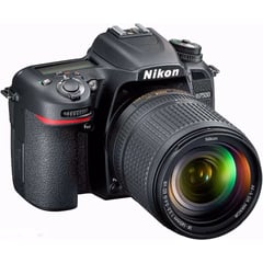 NIKON - Camara D7500 Lente 18-140 Videos 4k