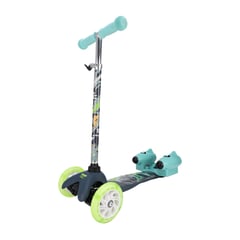 DISNEY - Scooter Patineta Lanza humo Light Year Caja Averiada