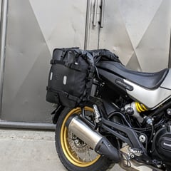 KOJU - NUKAK 20L - Maleta impermeable auxiliar para moto