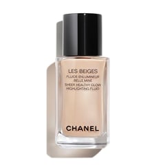 CHANEL - Les Beiges Fluido Iluminador Les Beiges Fluido Iluminador
Iluminador De Tez Efecto Irisado. Efecto Natural Luminoso. Rostro Y Cuerpo. Pearly Glow 30Ml