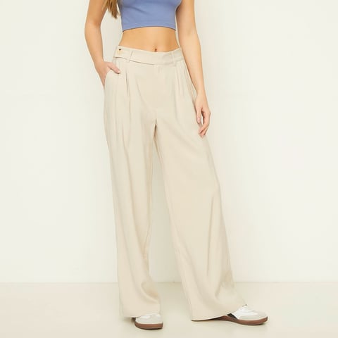 Pantalones beige para mujer